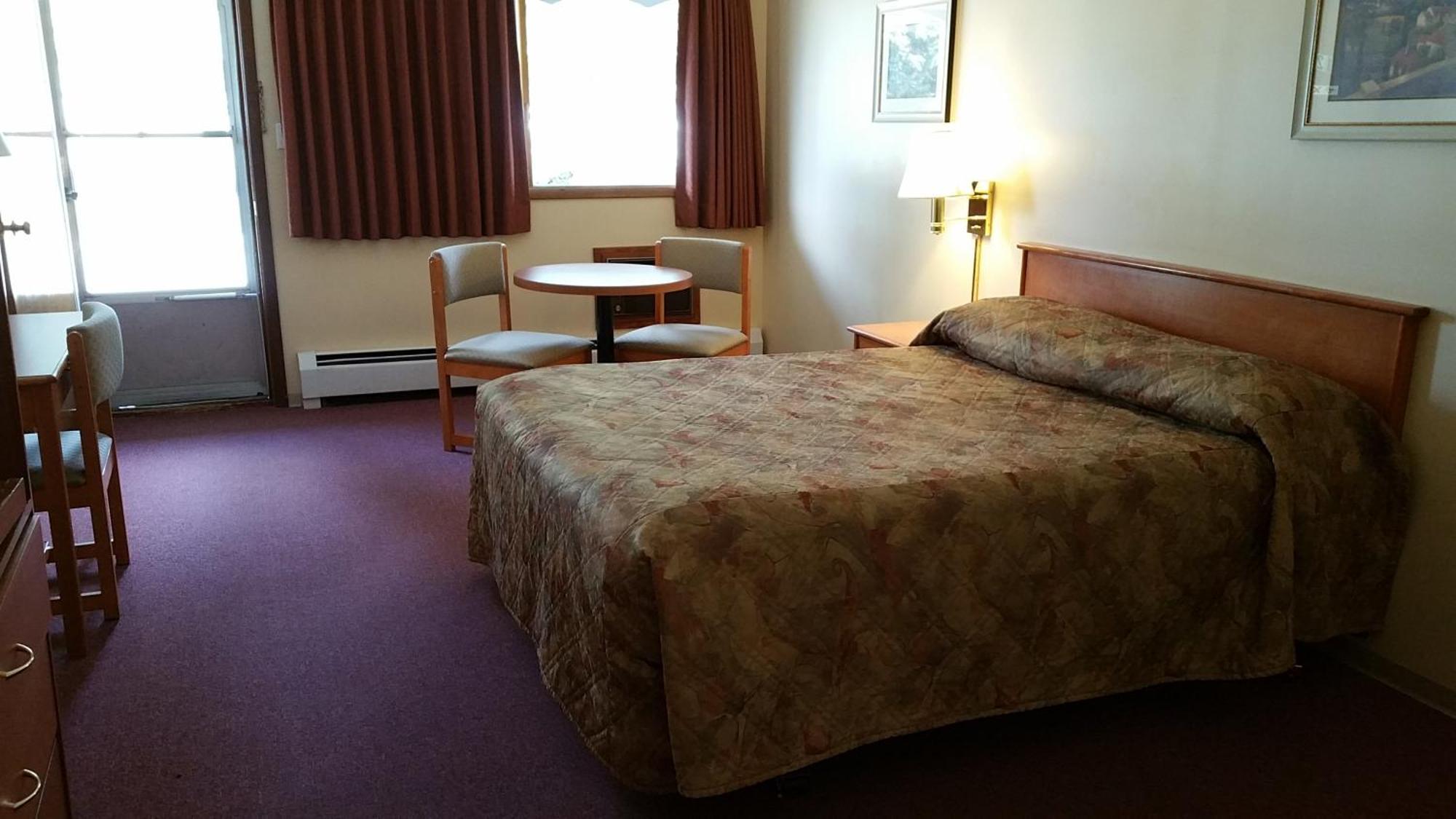 Yellowhead Motel Valemount Ngoại thất bức ảnh