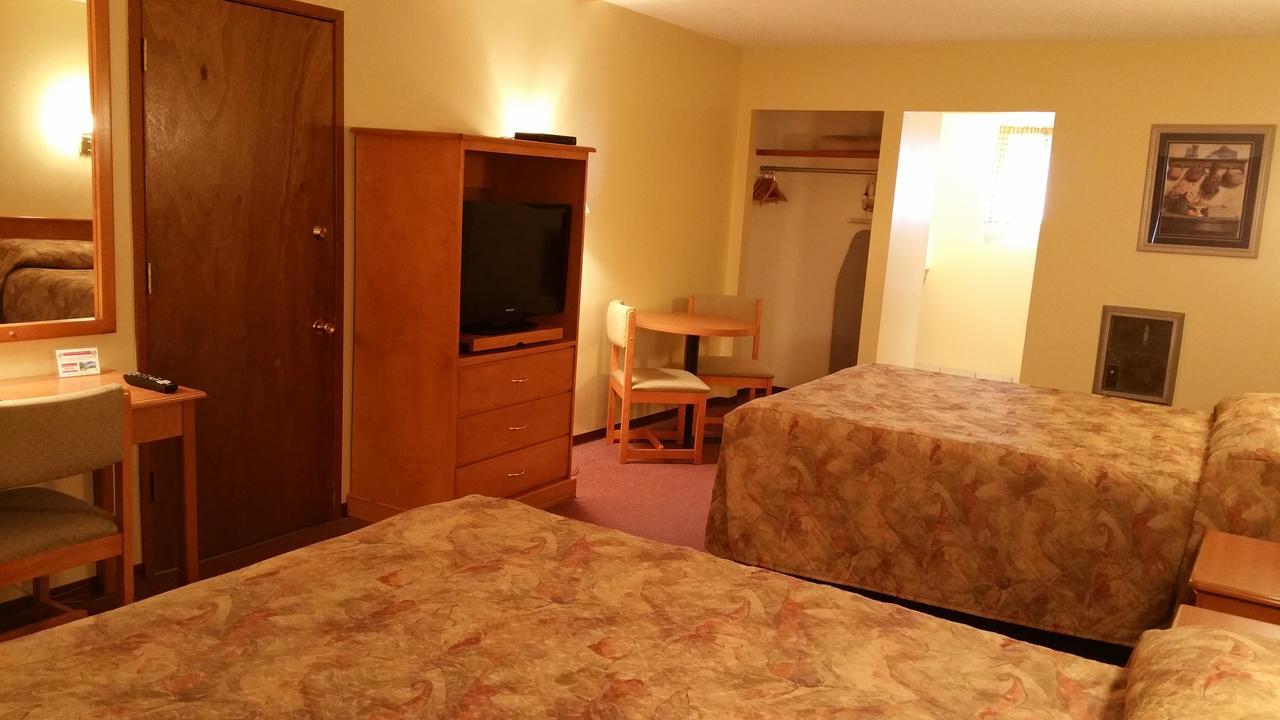 Yellowhead Motel Valemount Ngoại thất bức ảnh